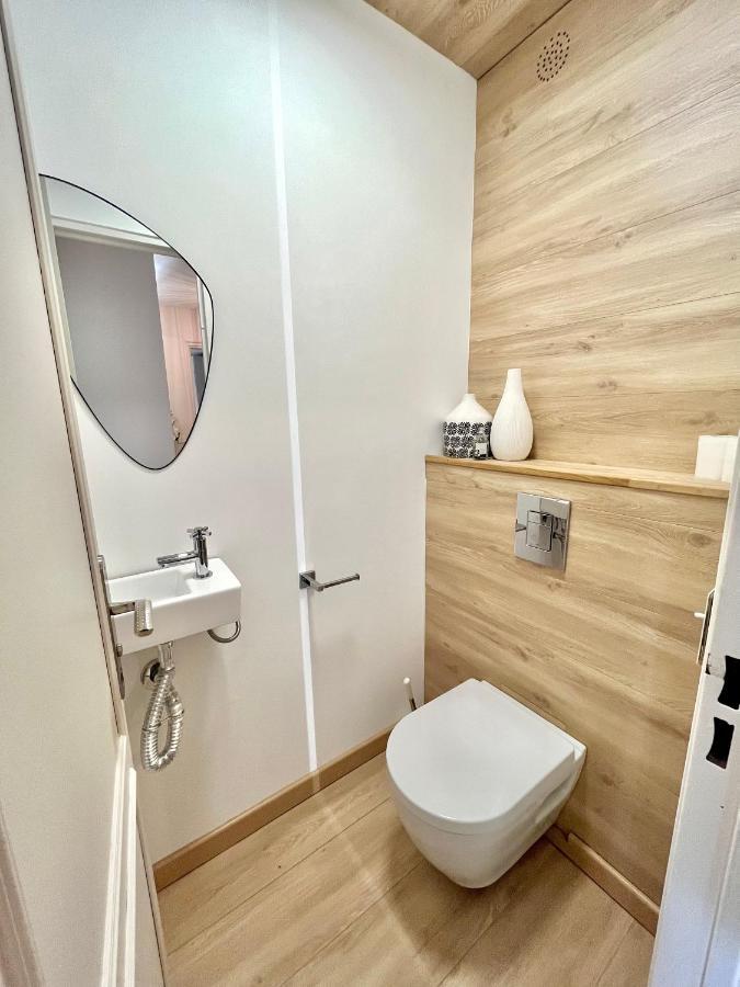 Magnifique 2 Chambres Terrasse Et Parking Saint-Tropez Exterior foto
